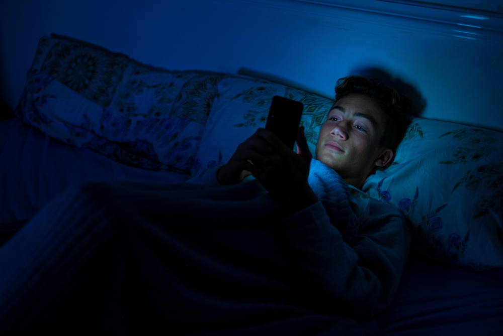 Social media boundaries can improve teen sleep